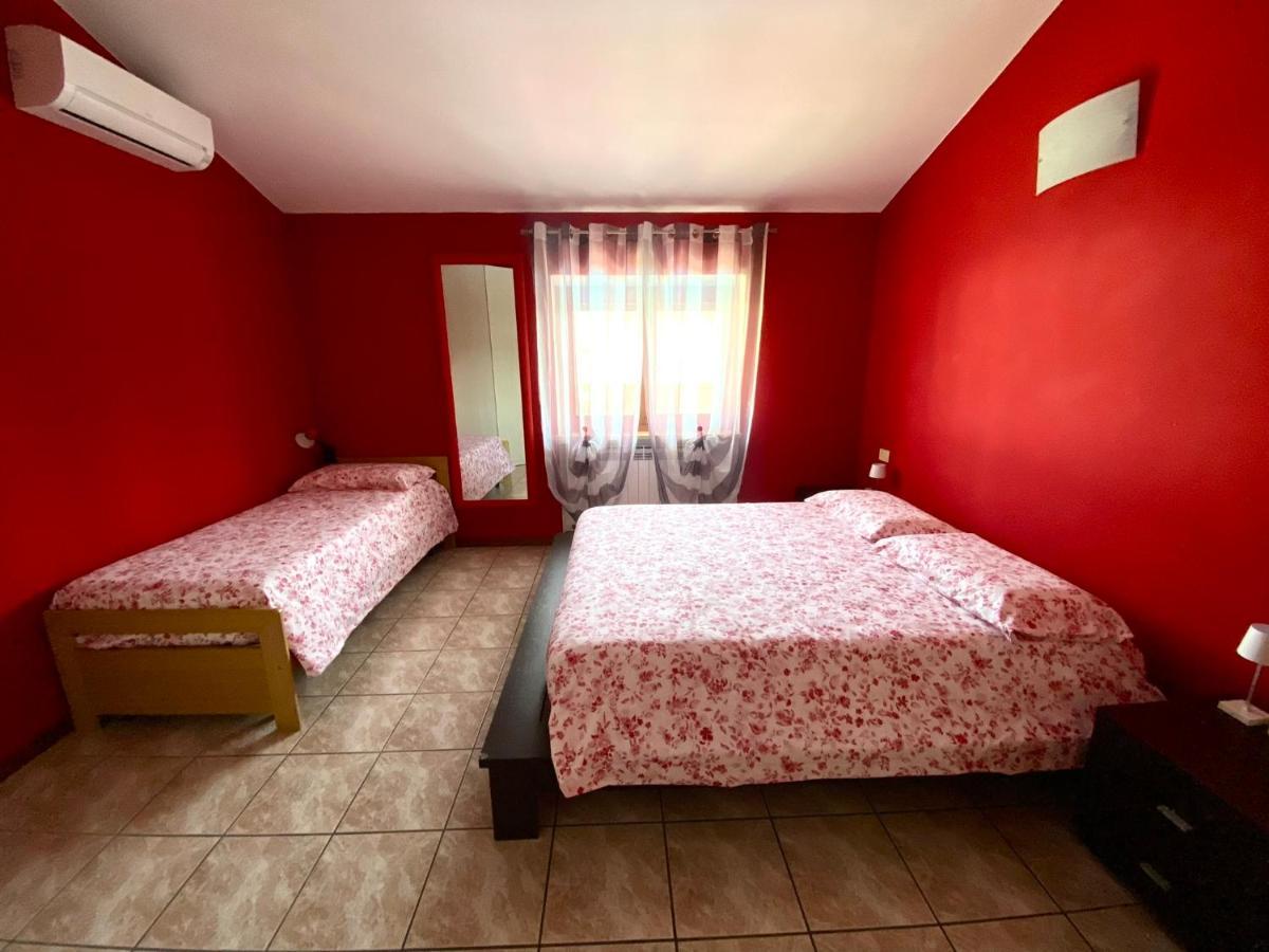 מלון קסטלנואובו דל גארדה Casa Fanny מראה חיצוני תמונה