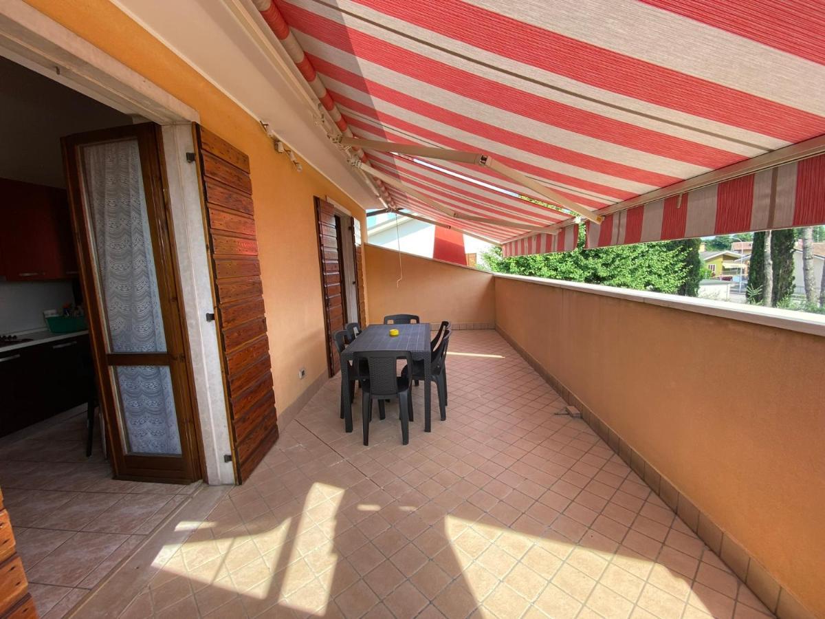 מלון קסטלנואובו דל גארדה Casa Fanny מראה חיצוני תמונה